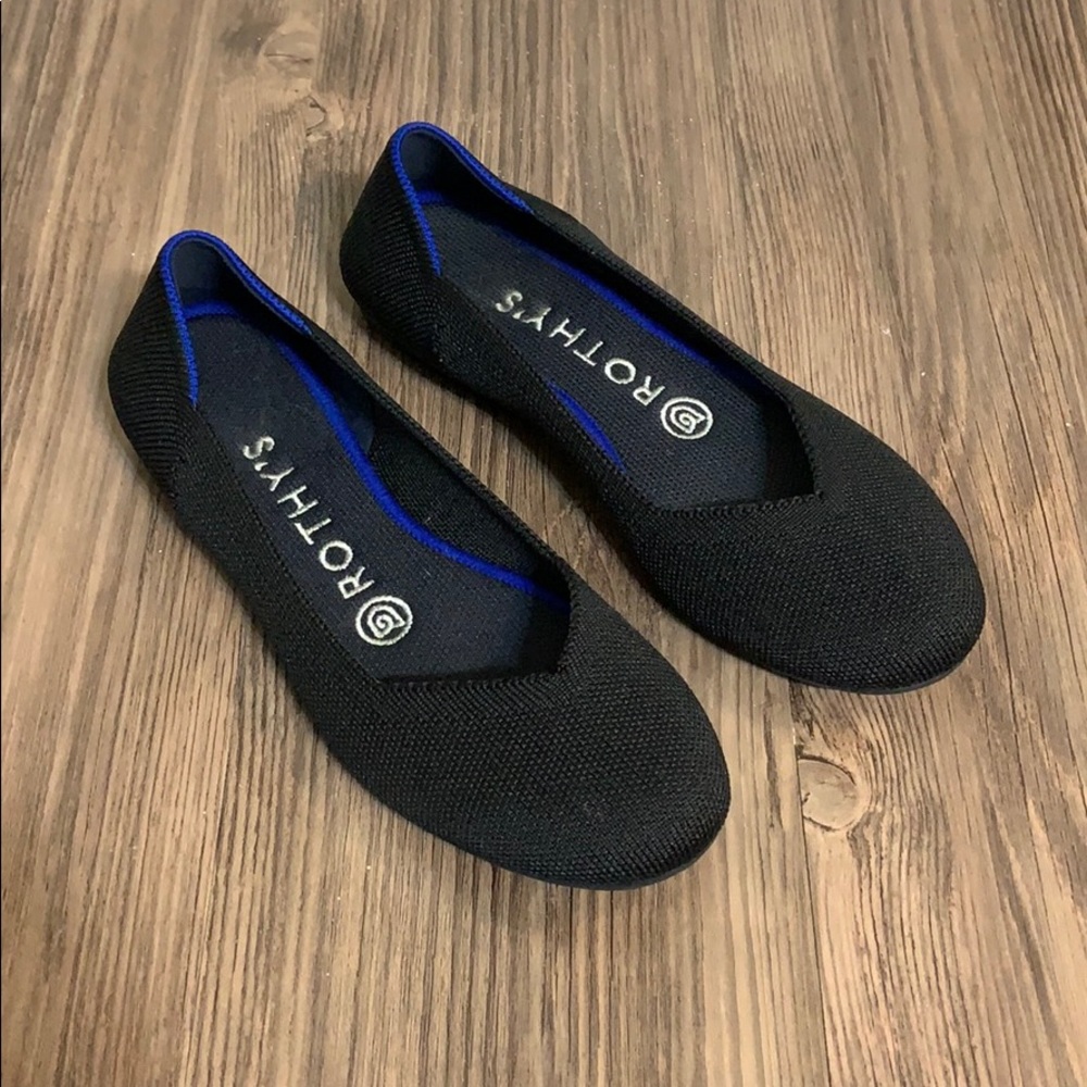 Black Rothy’s Flat